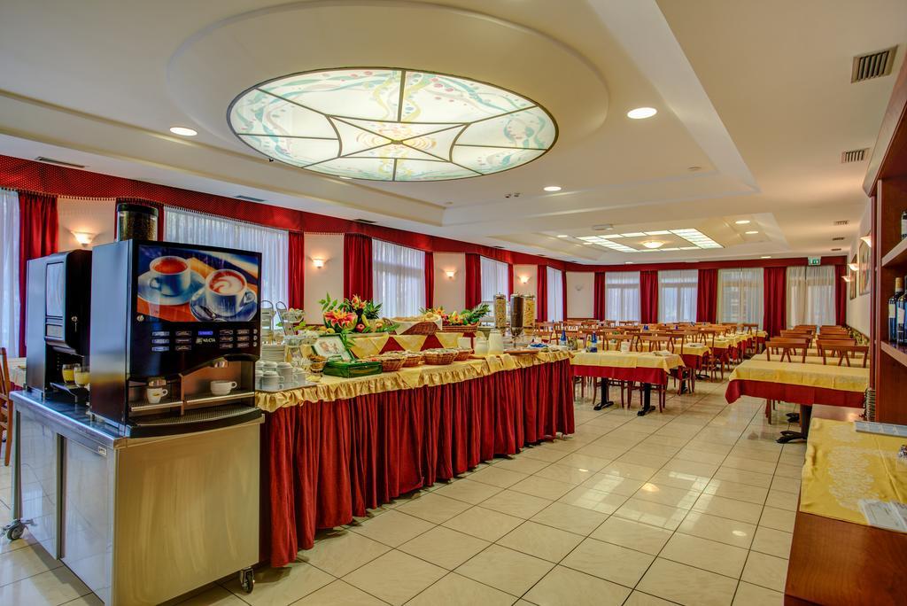 Hotel San Giorgio Milano Marittima Exterior photo